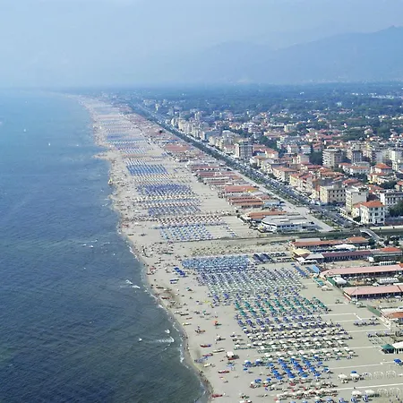Dimora Acquamarina By Interhome